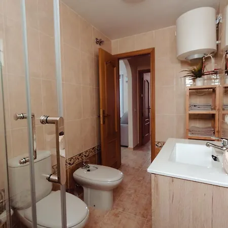 Apto Ache, Acogedor De 66 M Con Terraza, Aire Acondicionado Y Parking Privado Gratuito Apartment