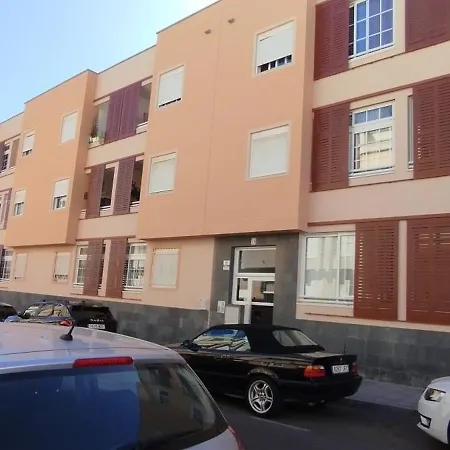 Apto Ache, Acogedor De 66 M Con Terraza, Aire Acondicionado Y Parking Privado Gratuito