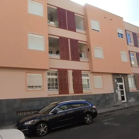 Apto Ache, Acogedor De 66 M Con Terraza, Aire Acondicionado Y Parking Privado Gratuito Apartment